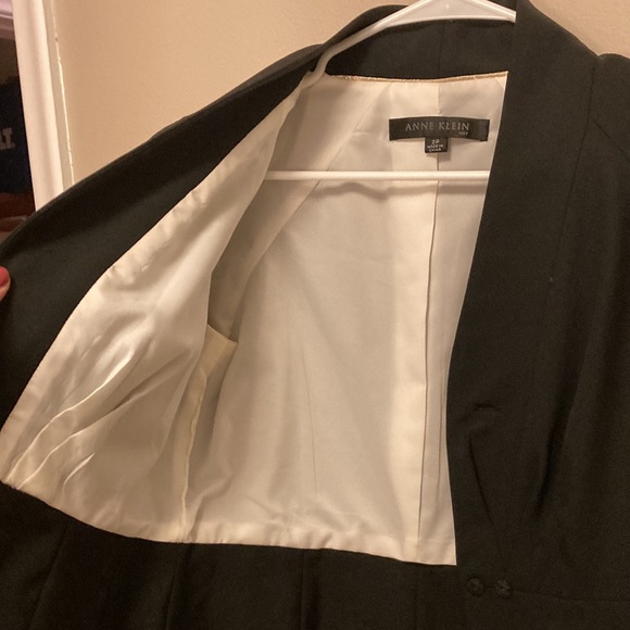 Anne Klein short sleeve jacket - Picture 6 of 7